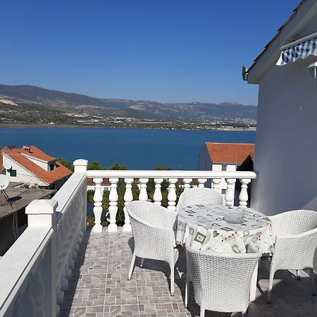 Apartments Ivica - 150M From Sea Trogir Exterior foto