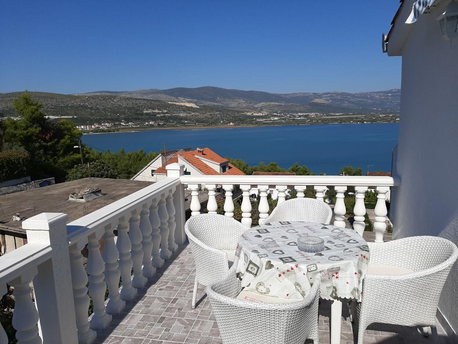 Apartments Ivica - 150M From Sea Trogir Exterior foto